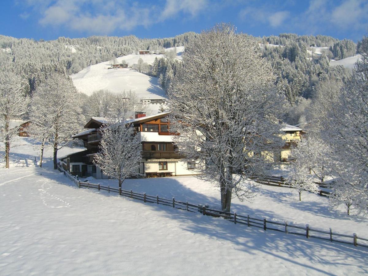 Gaestehaus Hofer Brixen im Thale Exterior photo
